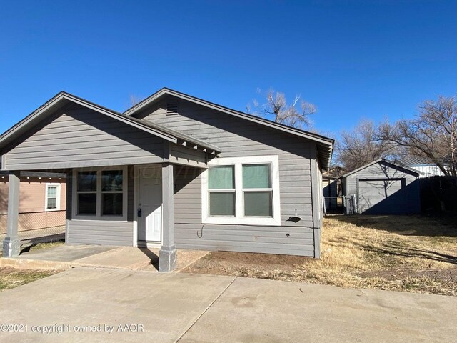 303 S Louisiana St, Amarillo, TX 79106 - view of front of property featuring an outbuilding