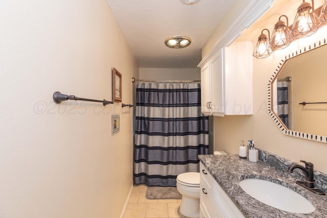 full bath with tile patterned floors, vanity, baseboards, toilet, and a shower with shower curtain