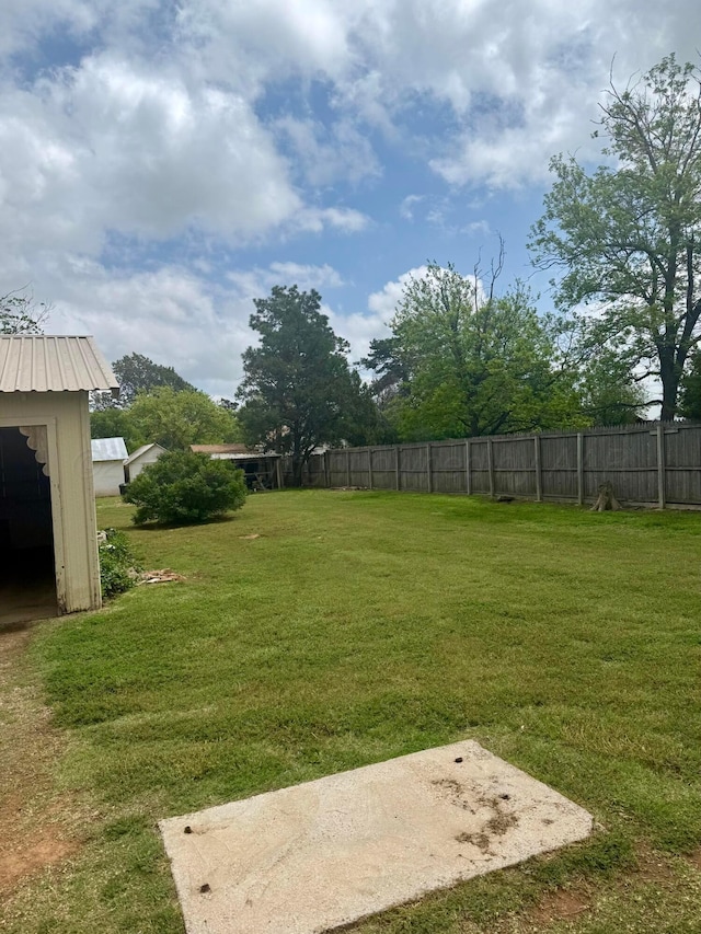 view of yard with fence
