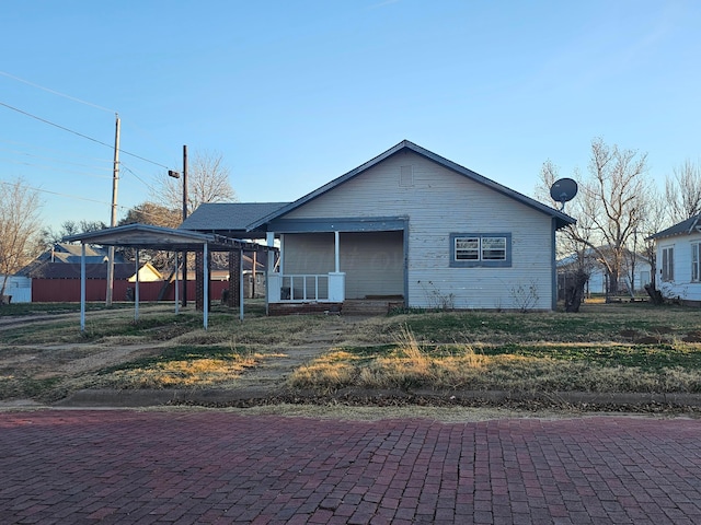 view of front of home featuring a porch