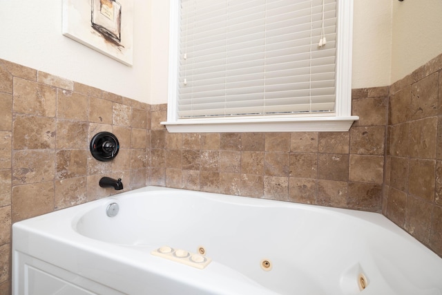 8603 Garden Way Dr, Amarillo, TX 79119 - bathroom with a tub with jets