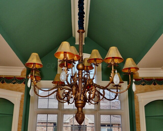 5105 Olsen Cir, Amarillo, TX 79106 - detailed view of a chandelier and crown molding