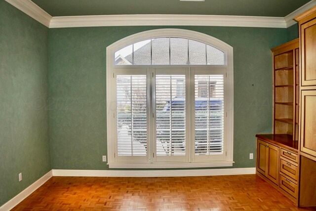 5105 Olsen Cir, Amarillo, TX 79106 - empty room with plenty of natural light and ornamental molding