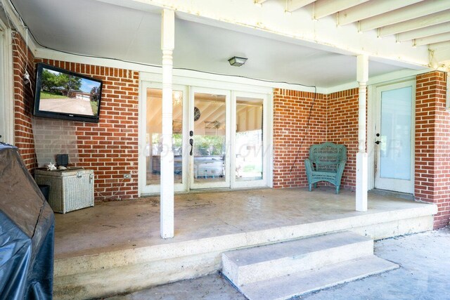 2209 N Beech Ln, Pampa, TX 79065 - view of patio