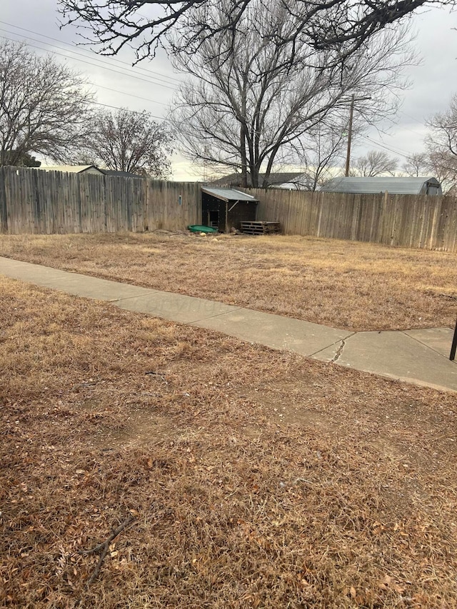 605 Star St, Hereford, TX 79045 - view of yard with an outbuilding