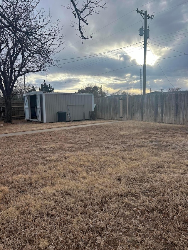 605 Star St, Hereford, TX 79045 - view of yard with an outbuilding