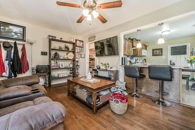 4114 S Hayden St, Amarillo, TX 79119 - living room with wood finished floors and ceiling fan