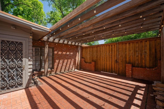 2411 S Lipscomb St, Amarillo, TX 79109 - view of patio / terrace