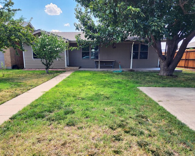 530 S S Main St, Booker, TX 79005 - photo 1