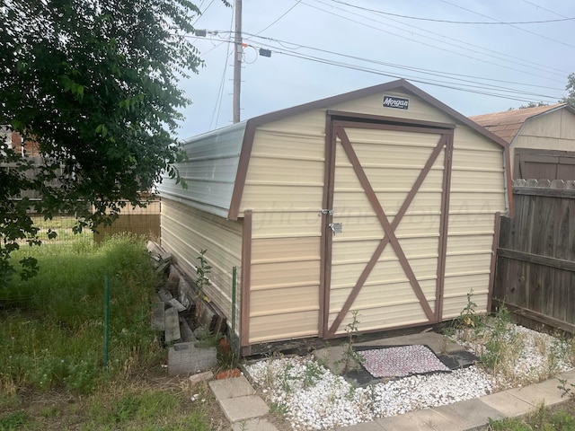 905 Harrington St, Borger, TX 79007 - view of shed