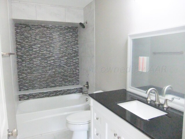 2706 N Duncan St, Pampa, TX 79065 - full bathroom with toilet, shower / bath combination, and vanity