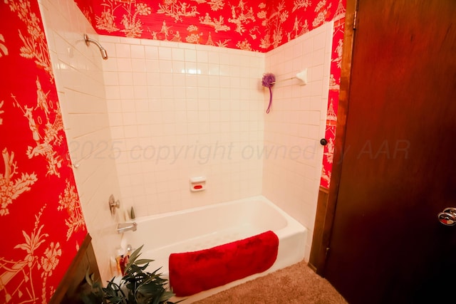 4204 Harmony St, Amarillo, TX 79109 - full bathroom featuring shower / bathtub combination and wallpapered walls