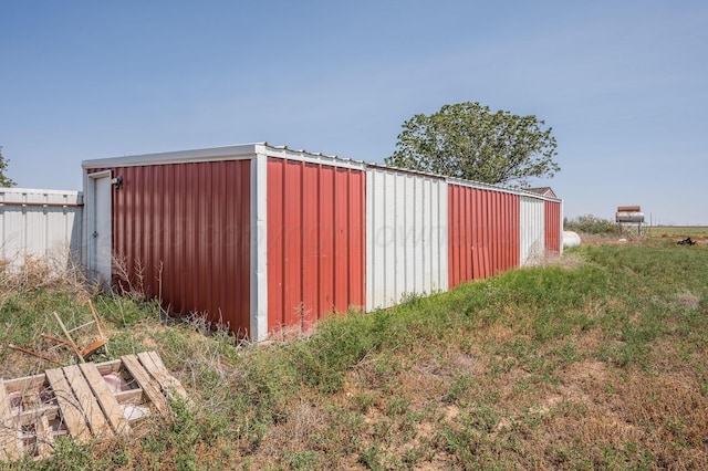 view of outbuilding