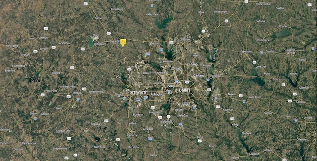 324 Ferris Wheel Loop, Decatur, TX 76234