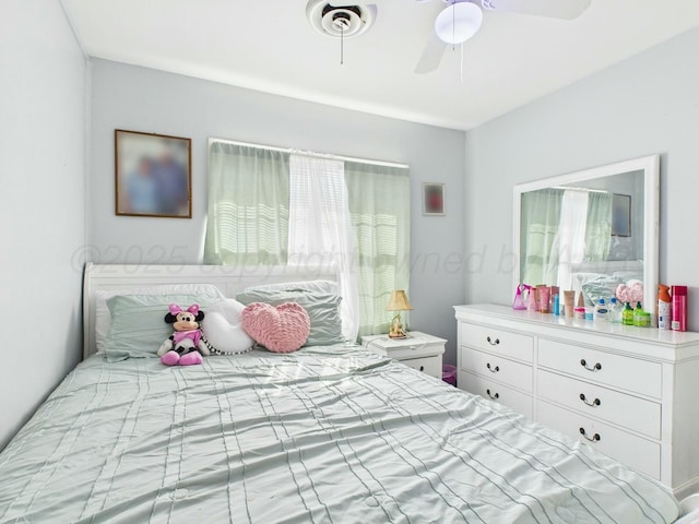 bedroom featuring ceiling fan