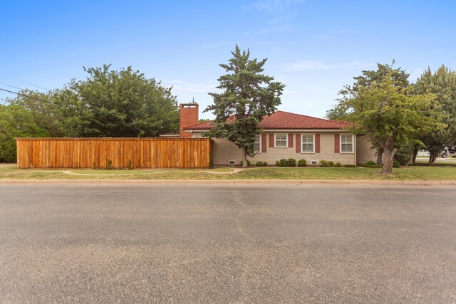 view of front of property