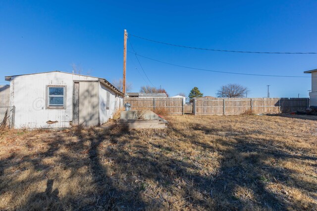 1209 S Main St, Shamrock, TX 79079 - view of fenced backyard