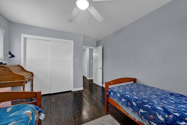 3412 Sunlite St, Amarillo, TX 79109 - bedroom featuring wood finished floors, a closet, and ceiling fan