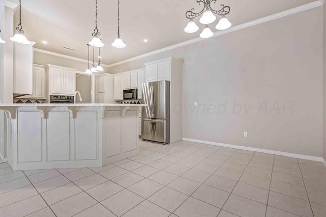 7802 Pineridge Dr, Amarillo, TX 79119 - kitchen with appliances with stainless steel finishes, ornamental molding, light countertops, a peninsula, and a breakfast bar