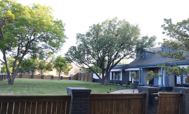 2118 S Van Buren St, Amarillo, TX 79109 - photo 7