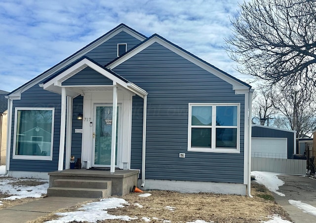 view of front facade featuring a garage