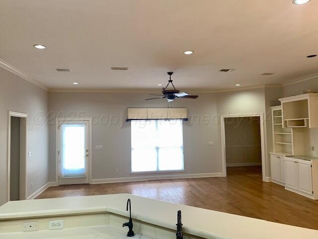 2405 Utica Ln, Perryton, TX 79070 - photo 13