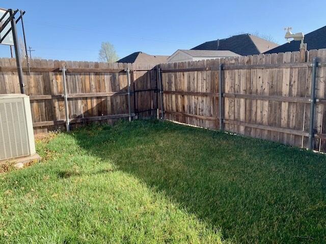2405 Utica Ln, Perryton, TX 79070 - photo 43