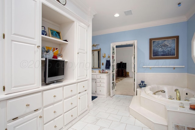 18 Cloister Pkwy, Amarillo, TX 79121 - bathroom featuring a whirlpool tub, ornamental molding, vanity, and recessed lighting