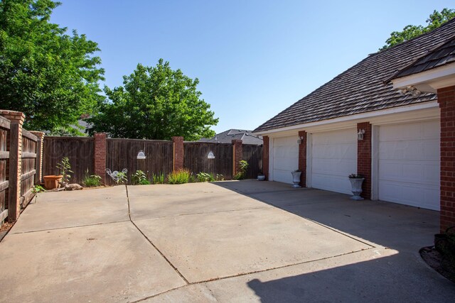 18 Cloister Pkwy, Amarillo, TX 79121 - view of garage