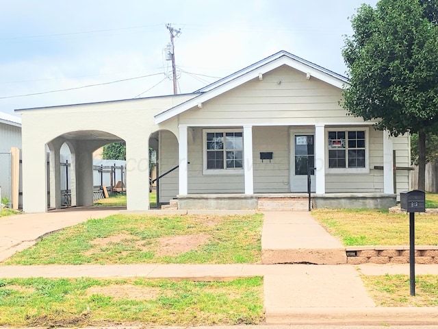 813 N Harvey St, Borger, TX 79007 - photo 1