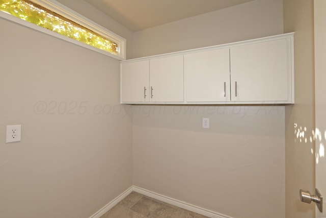 3801 Deann Dr, Amarillo, TX 79121 - laundry area with baseboards
