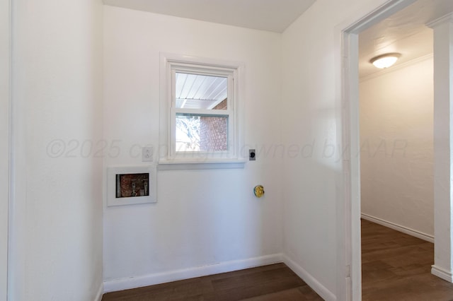 laundry room with dark wood-style flooring, electric dryer hookup, and baseboards