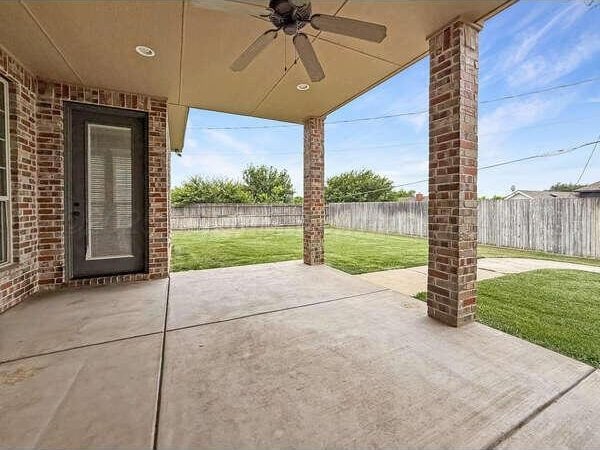 202 Loma Linda Ln, Borger, TX 79007 - photo 30