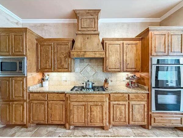 202 Loma Linda Ln, Borger, TX 79007 - photo 9