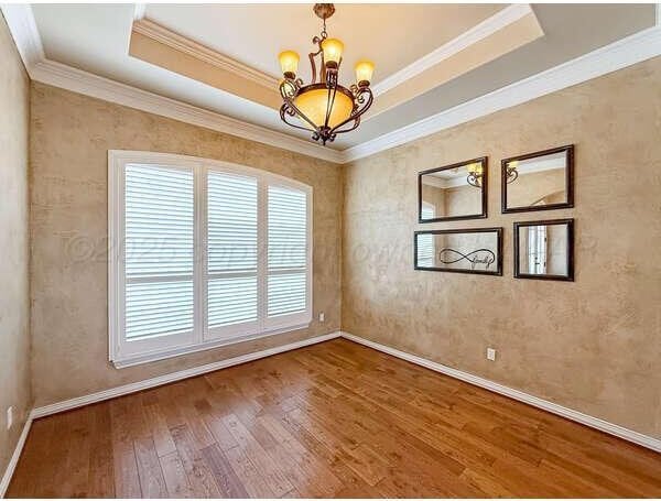 202 Loma Linda Ln, Borger, TX 79007 - photo 3