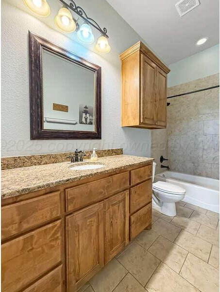202 Loma Linda Ln, Borger, TX 79007 - photo 26