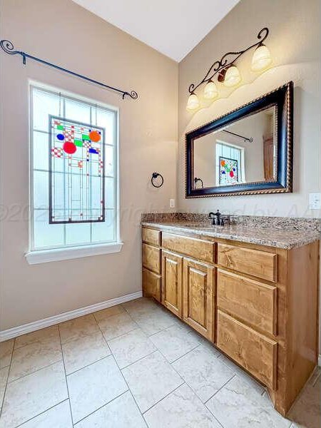 202 Loma Linda Ln, Borger, TX 79007 - photo 23
