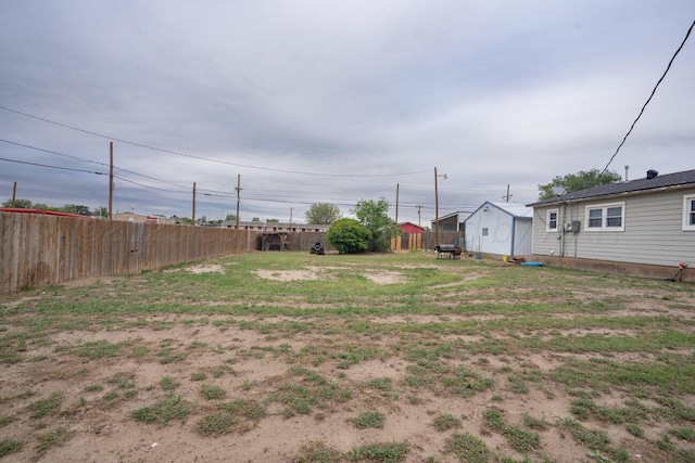 view of yard featuring fence