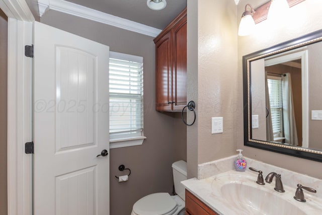 2101 Bowie St, Amarillo, TX 79109 - half bath with vanity and crown molding
