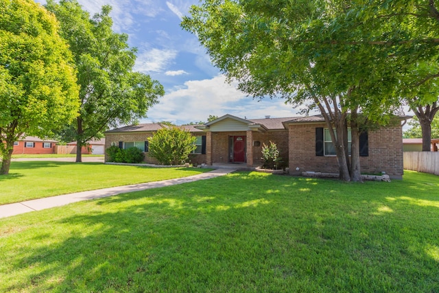 2101 Bowie St, Amarillo, TX 79109 - ranch-style house featuring brick siding