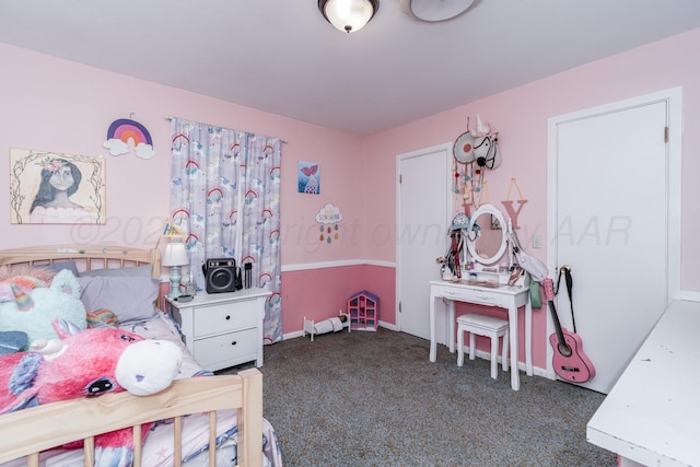 107 Elm St, Hereford, TX 79045 - carpeted bedroom with baseboards