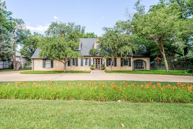 3208 S Ong St, Amarillo, TX 79109 - view of cape cod home