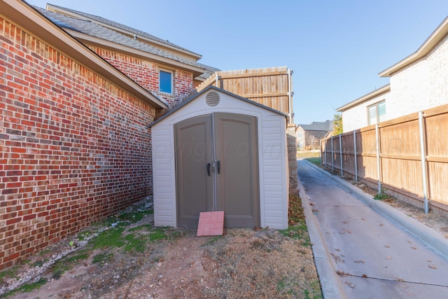 view of outbuilding