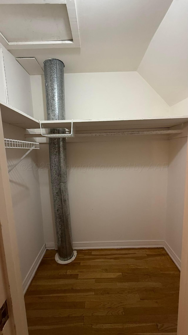 1011 S Lamar St, Amarillo, TX 79102 - spacious closet with wood finished floors
