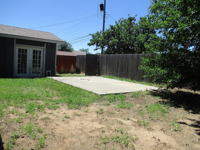 1502 Lancelot St, Borger, TX 79007 - view of yard featuring french doors