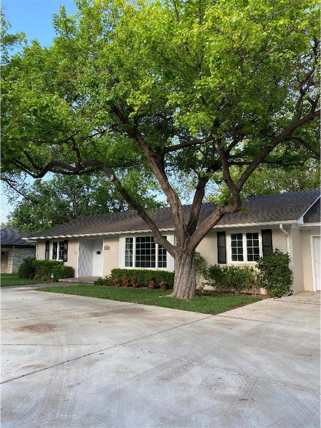 view of ranch-style home