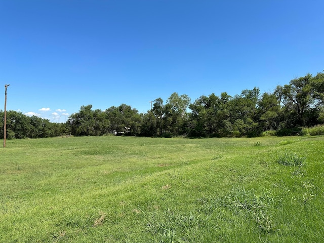 700 N Texas St, Shamrock, TX 79079 - view of yard featuring a view of countryside