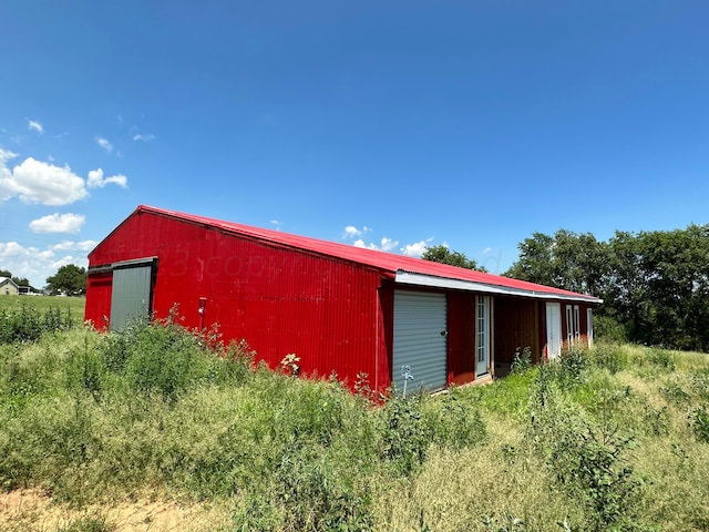 700 N Texas St, Shamrock, TX 79079 - view of pole building