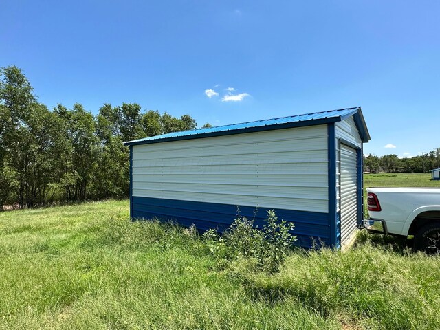 700 N Texas St, Shamrock, TX 79079 - view of outbuilding