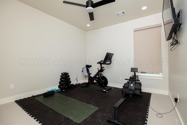workout area featuring ceiling fan, baseboards, visible vents, and recessed lighting